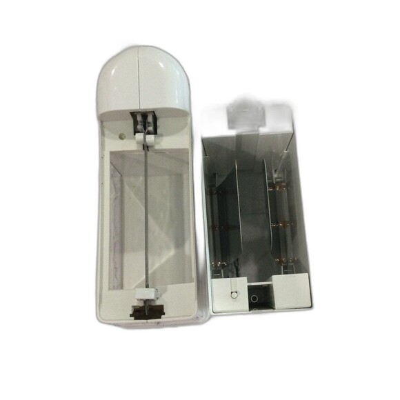 Toastmaster Bagel Perfect Slicer Color White Model 6125 Electric - Picture 6 of 10